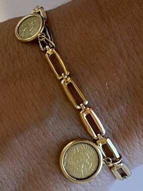 VINTAGE 14k Tri-Color Gold Link Chain Coin Medallion Charm 6.25” Bracelet!